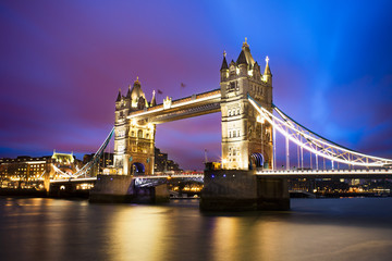 Fototapeta na wymiar Fantasy sunset at Tower Bridge in London city, United Kingdom