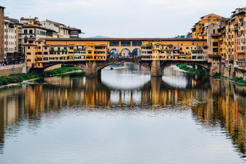 Obraz premium Historical bridge in Florence, Tuscany, Italy