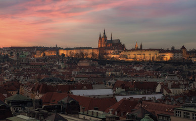 Fototapeta na wymiar Beautiful sunset over Prague's Castle. 
