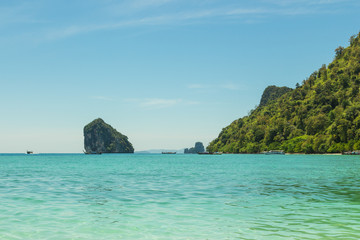 Fototapeta premium View of Koh Poda Nok (Chicken island) and Ko Khom island in Andaman sea, Krabi province, Thailand