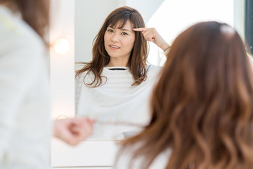 Fototapeta premium 美容室・女性