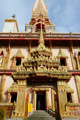 Obraz premium Phuket, Thailand - November 3, 2016: Wat Chalong or Wat Chaiyathararam, Buddhist Temples. in Phuket, Thailand