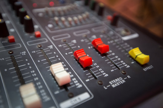 Audio Mixer