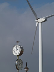 風車と時計