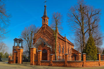 Kościół w miejscowości Konstantynów Łódzki - Srebrna, Polska © Senatorek
