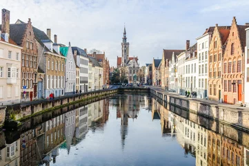 Fototapeten Reflection of church in Bruges, Belgium © kovgabor79