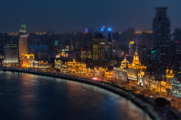 Fototapeta na wymiar Night view of Shanghai, the Bund