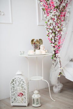 mirror, flowers, decoration, chandelier