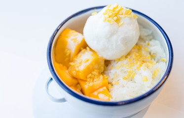 Mango sticky rice