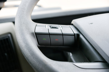  Call buttons on steering wheel