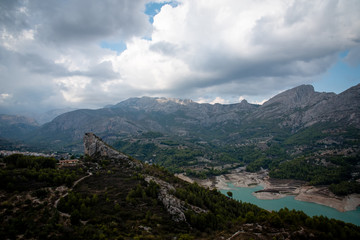 Fototapeta na wymiar View of the Lake from the top og Guadalest .
