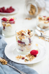 Healthy Energy-boosting Granola and Yogurt Breakfast