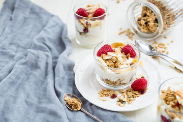 Healthy Energy-boosting Granola and Yogurt Breakfast