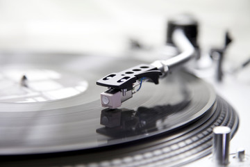 Plattenspieler mit Vinyl Schallplatte für DJ