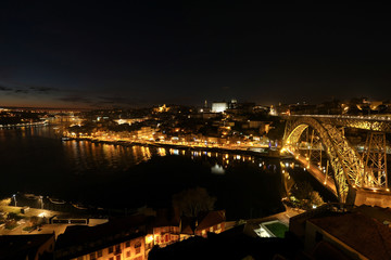 Night view at Porto, Portugal - 139498284