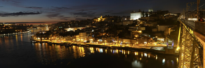 Night view at Porto, Portugal - 139501290