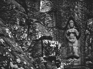 Fototapeta na wymiar INFRARED image od Angkor Wat - The bliss of Khmer art and architecture