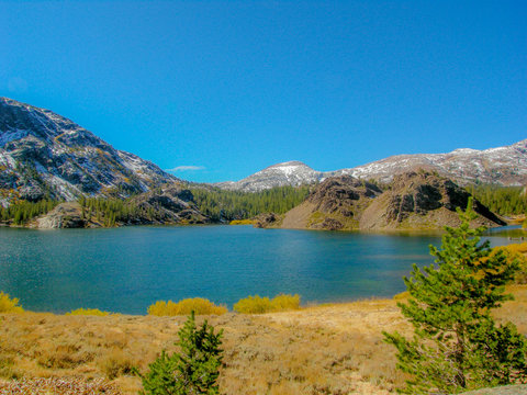 panorama of Yosemite National Park in autumn