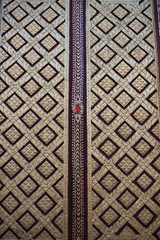 The pattern on the temple gate