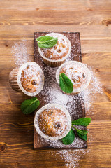 Muffins with raisins