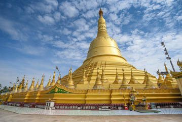 Shwemawdaw or Mutao Pagoda in Bago, Myanmar