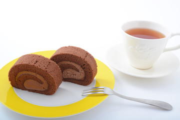 一杯の紅茶とスイーツ
