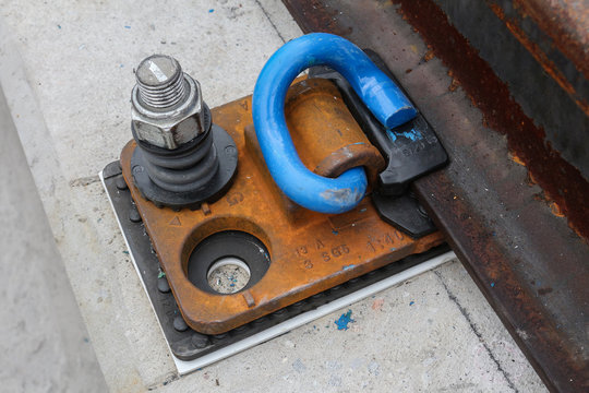 Rail Fastener For Hold Rail With Concrete Track Plinth Of Sky Train