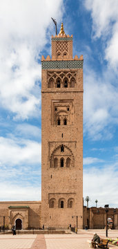 Koutoubia minaret made from golden bricks in centrum of media, Marrakesh, Morocco