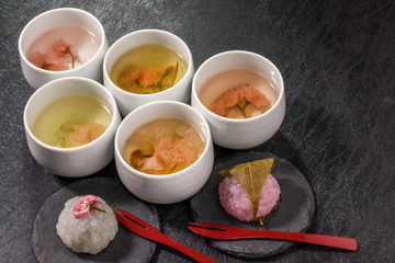 お花のハーブティー　Flower-flavored tea set