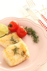 herbal flat fish fillet sauteed with cherry tomato