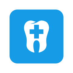 Icono plano logotipo dentista en cuadrado azul en fondo blanco
