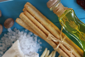 italian cuisine, italian food, italian snacks, italian starter, dried tomato, dried vegetables, food for vegetarians, food for vegans, italian salted sticks, italian grissini, grissini, 