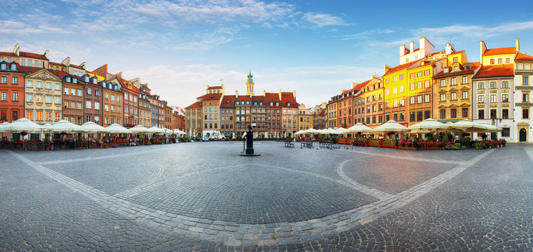 Fototapeta Warsaw, Old town square at summer, Poland, nobody