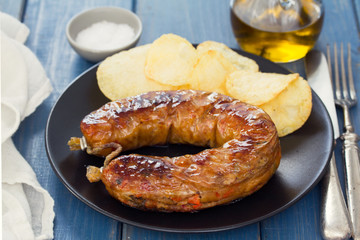  fried vegetarian smoked sausage with chips