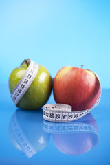 Jabłka to cześć zdrowego odżywiania  - obrazy, fototapety, plakaty