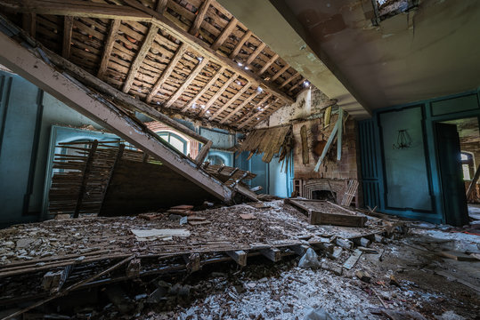 Chambre abandonn&eacute;e