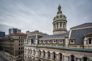 Fototapeten City Hall, in downtown Baltimore, Maryland. © jonbilous