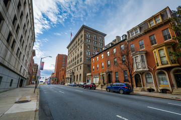 Fototapeta na wymiar Franklin Street, in Mount Vernon, Baltimore, Maryland.