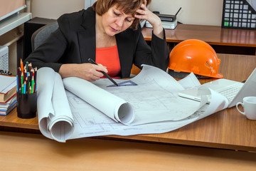 Woman engineer in search of solutions