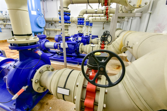 Trinkwasserversorgung, Wasserpumpen im Wasserwerk