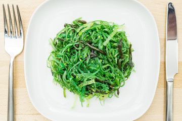 Japanischer Algensalat 