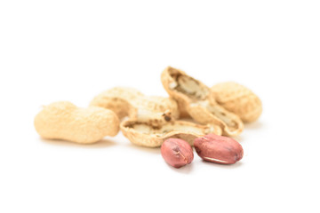 Cachuetes con fondo blanco