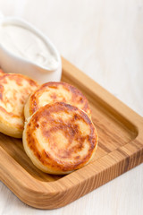 Cottage cheese cakes, Ukrainian syrniki