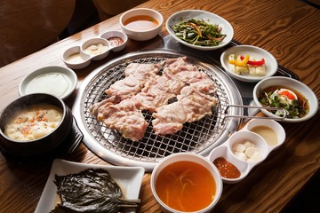  dakgalbi is korean style Stir-fried Chicken