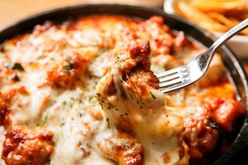 cheese dakgalbi is Spicy Stir-fried Chicken with cheese