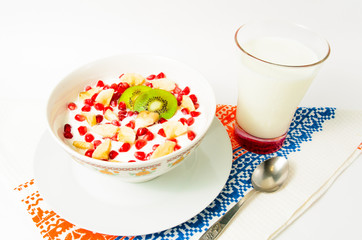 cottage cheese with fruit 