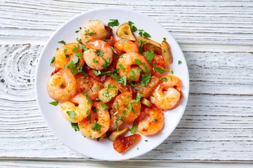 Crédence de cuisine en verre imprimé Plats de repas Garlic shrimp pinchos tapas from Spain