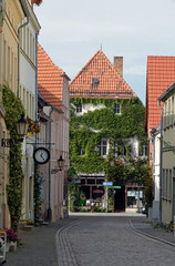 romantische Altstadtgasse in Havelberg Sachsen-Anhalt
