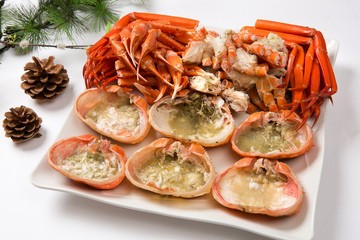 Steamed Snow Crab