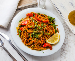 A meal of vegetarian stir-fried chow mein.